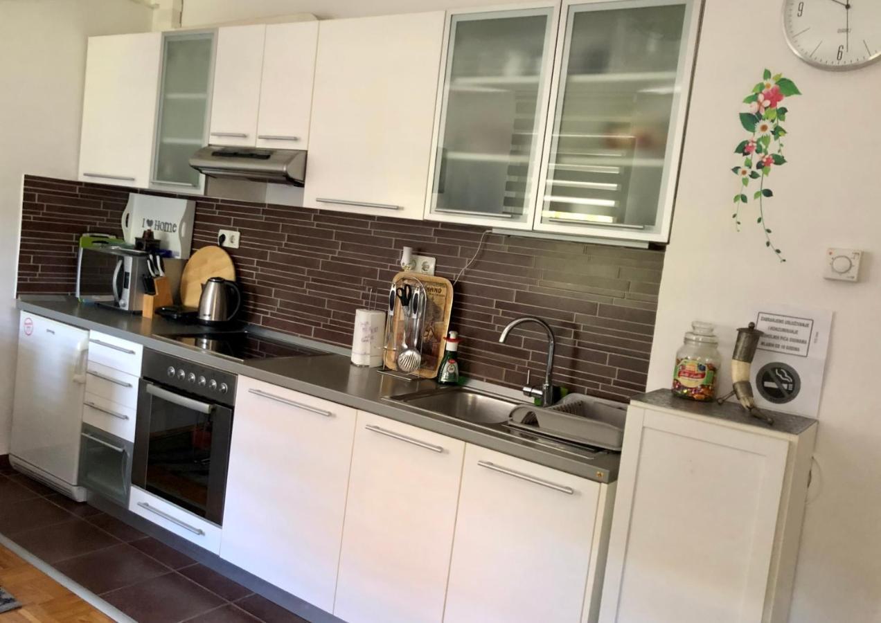 Apartment Sweet Dreams-Close To Zoo,Dinamo Stadium And The City Center Zagreb Exterior foto